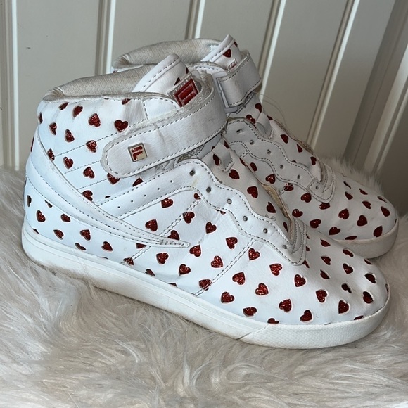 Women CUTE red sparkly novelty heart FILA high tops sneaker shoe size 7.5 - Picture 14 of 14